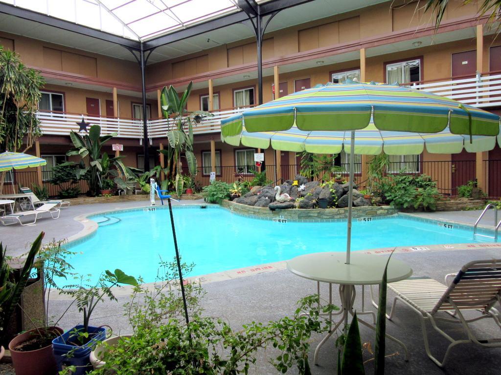 Budget Host Inn Arlington Exterior foto